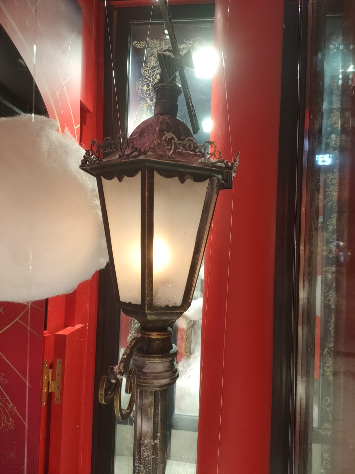 Boutique Moulin Rouge